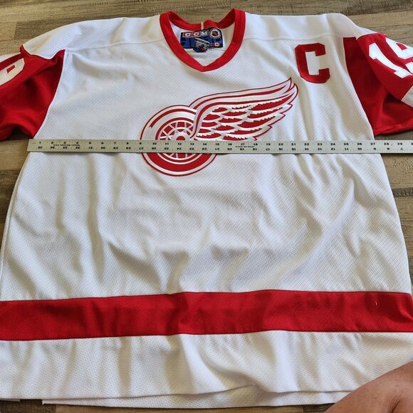 Vintage Steve Yzerman #19 Detroit Red Wings Jersey Mens XXL NHL Hockey CCM 90s. - Picture 6 of 14